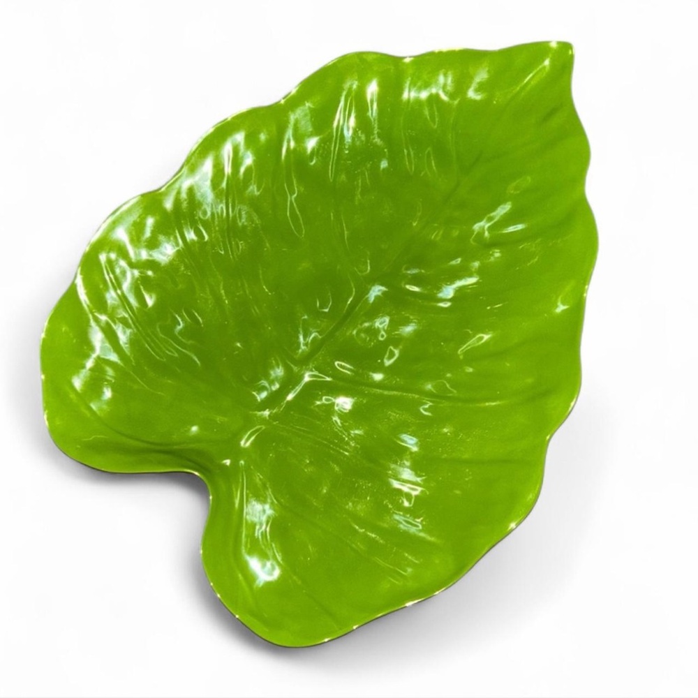 Y2K Pier 1 Bright Green Leaf Decorative Platter Safe Fairy Entertaining Decor